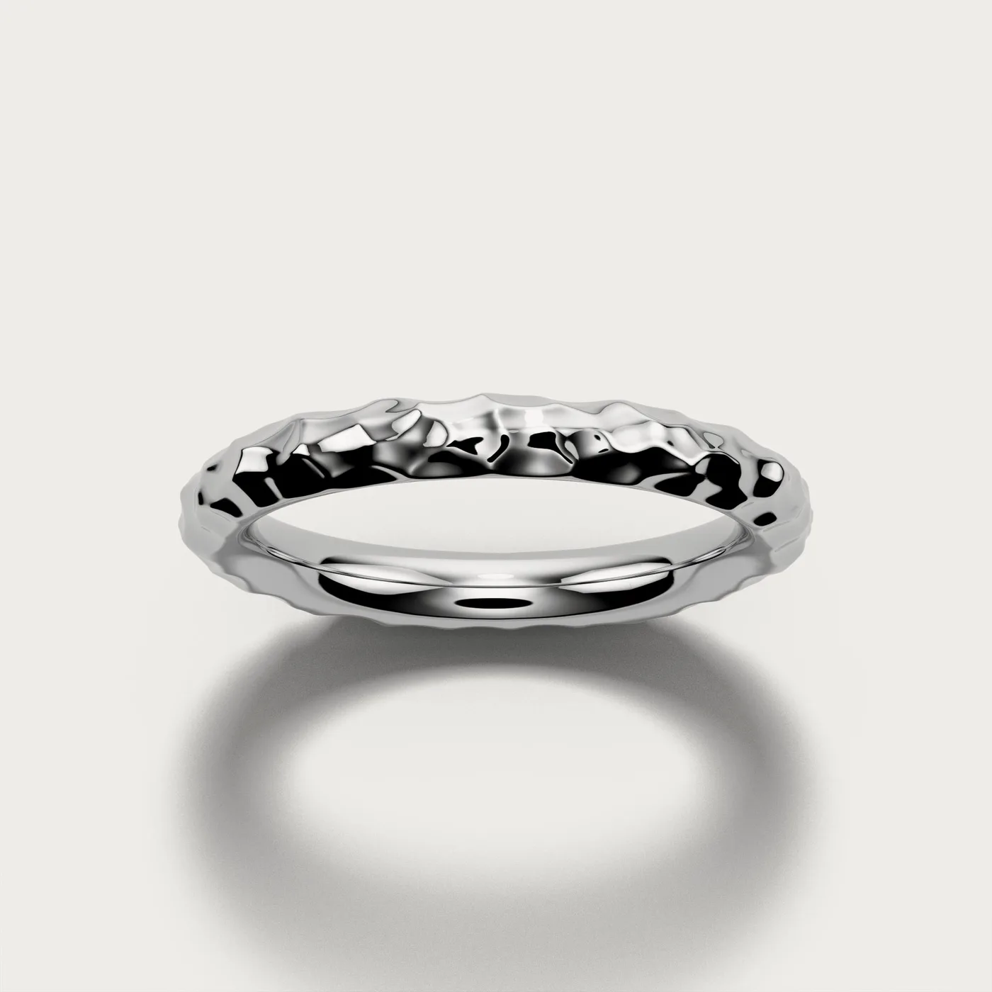 WB10, hammered in white gold, three-quarter view